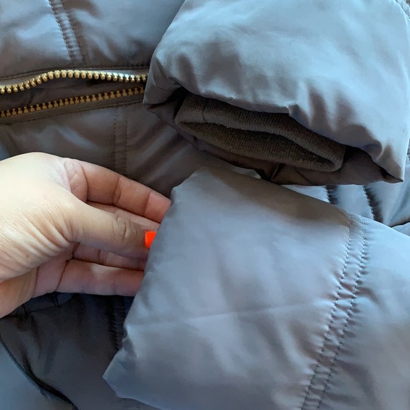 Girls Calvin Klein puffer - Picture 4 of 12